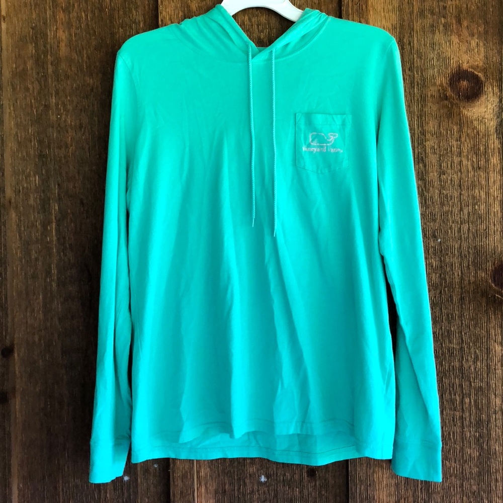 Yineyard Vines hoodie